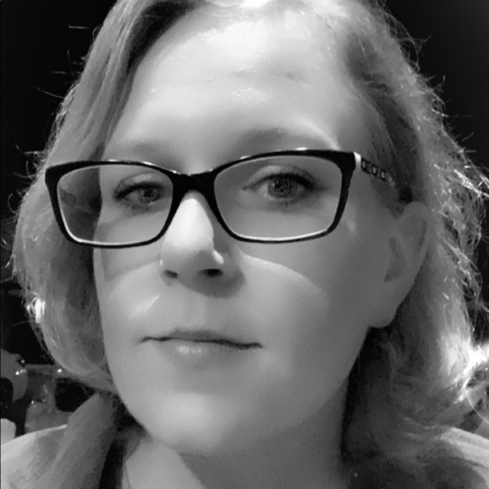 Meet your Posher, Claire
